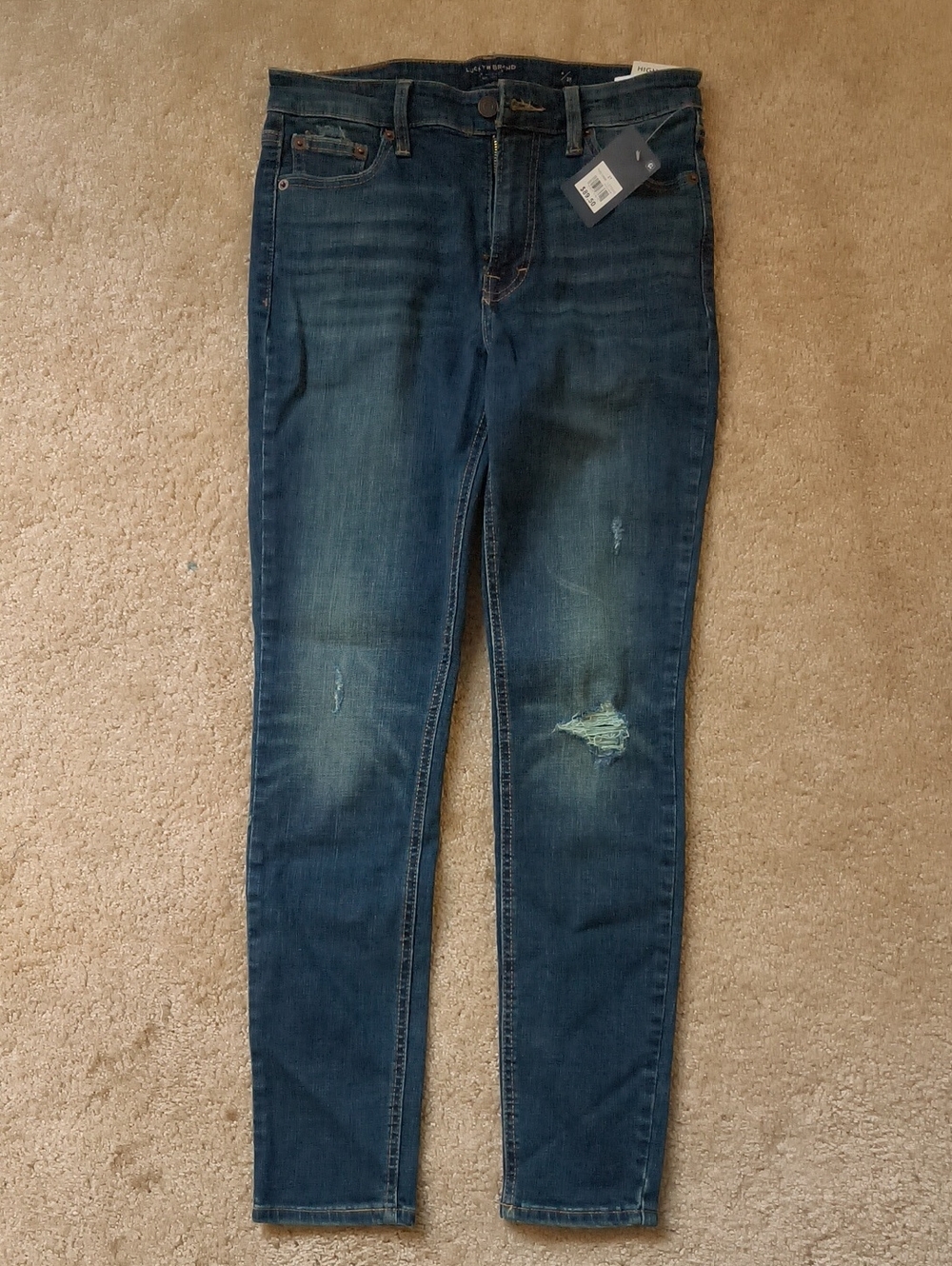 NWT Women’s Distressed Skinny Jeans - Dark Blue Size 4/27 Lucky brand